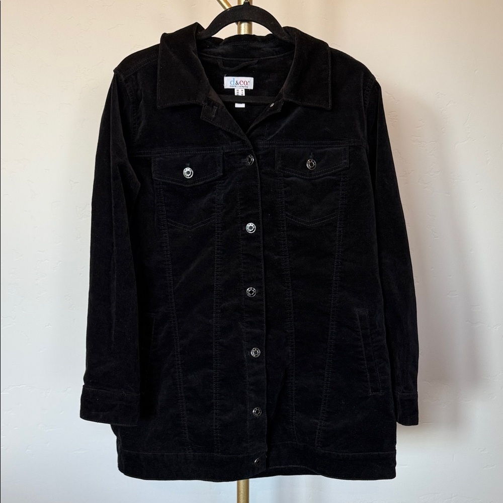 D&Co Black Denim Jacket Womens Size Medium Button Up Cotton Casual Classic